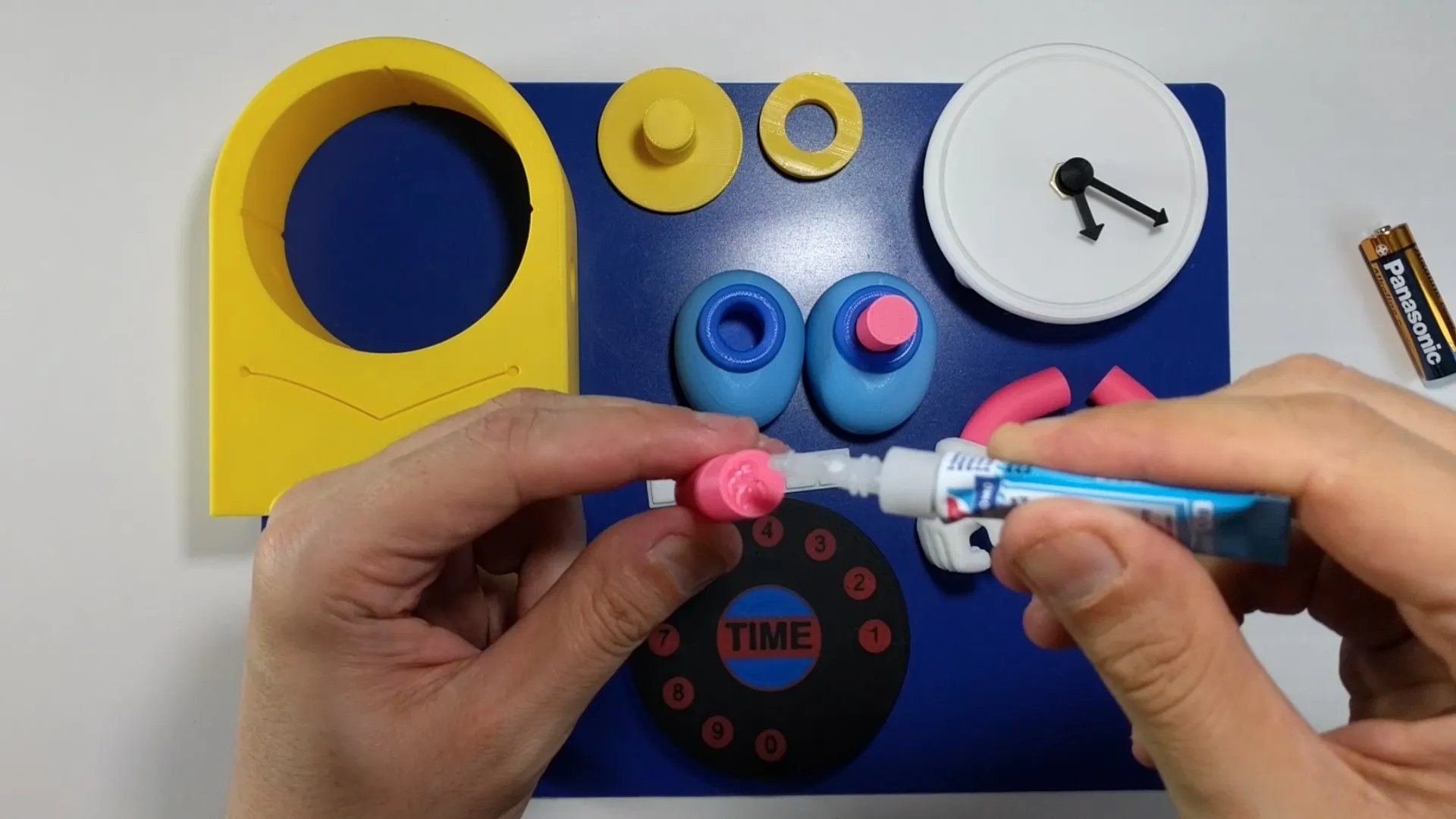 Mr. Time Clock from Dr. Slump (BambuLab 011 kit) by BuildByte3D ...