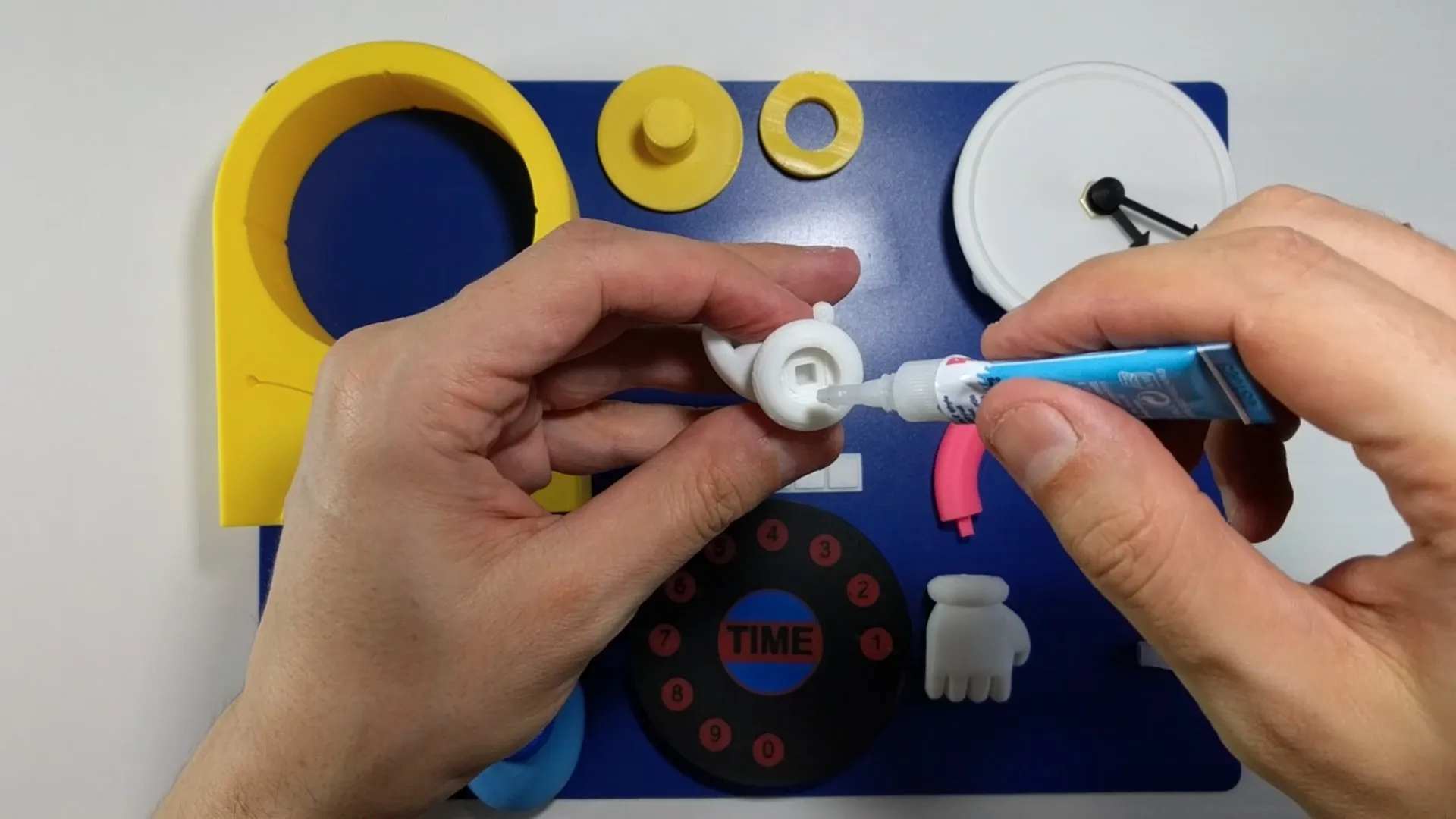 Mr. Time Clock from Dr. Slump (BambuLab 011 kit) by BuildByte3D ...