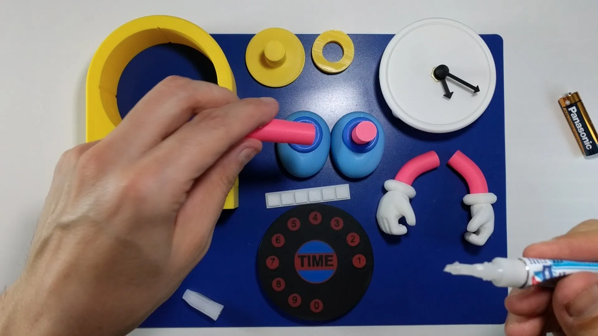 Mr. Time Clock from Dr. Slump (BambuLab 011 kit) by BuildByte3D ...