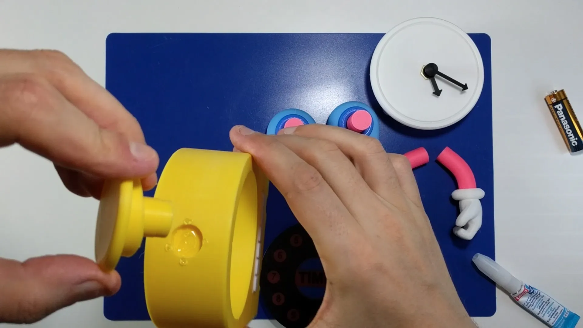 Mr. Time Clock from Dr. Slump (BambuLab 011 kit) by BuildByte3D ...