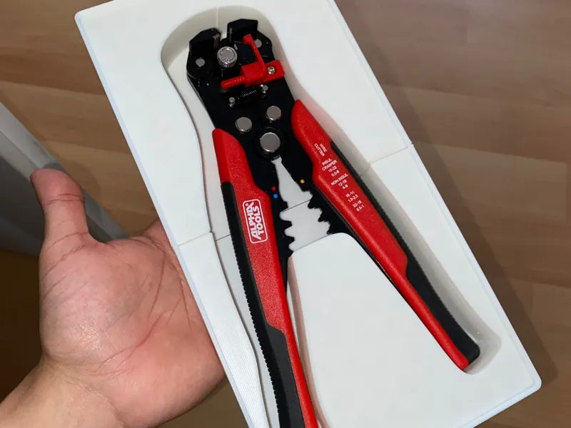 Gridfinity Wire Stripper