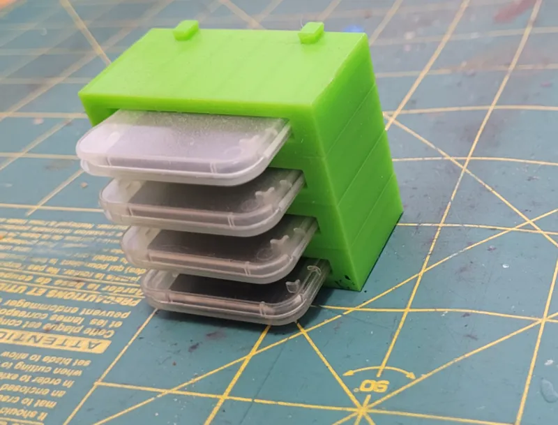 Expandable SD Card holder rack