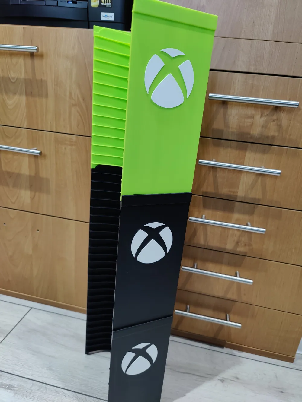 Stacker Xbox Xbox stackable games stand - hanger by Emashi - MakerWorld