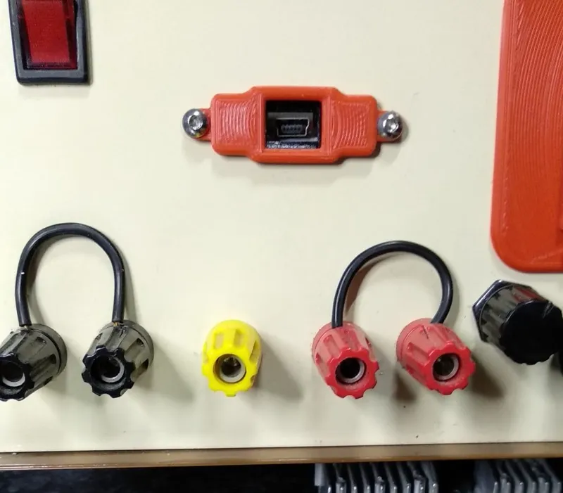 Arduino Nano holder and faceplate for USB