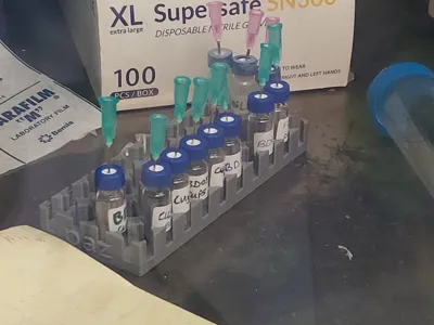 1/2 ml vile holder