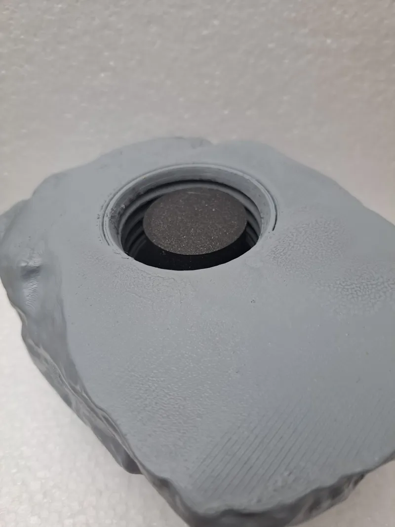 Geocache stein insertable container