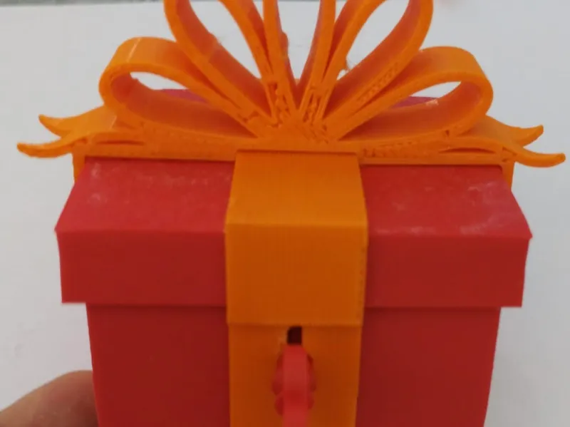 Caja de regalo con llave