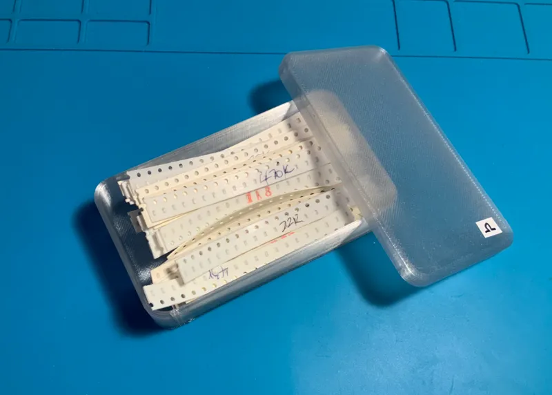 Simple storage box (for cut SMD reels)