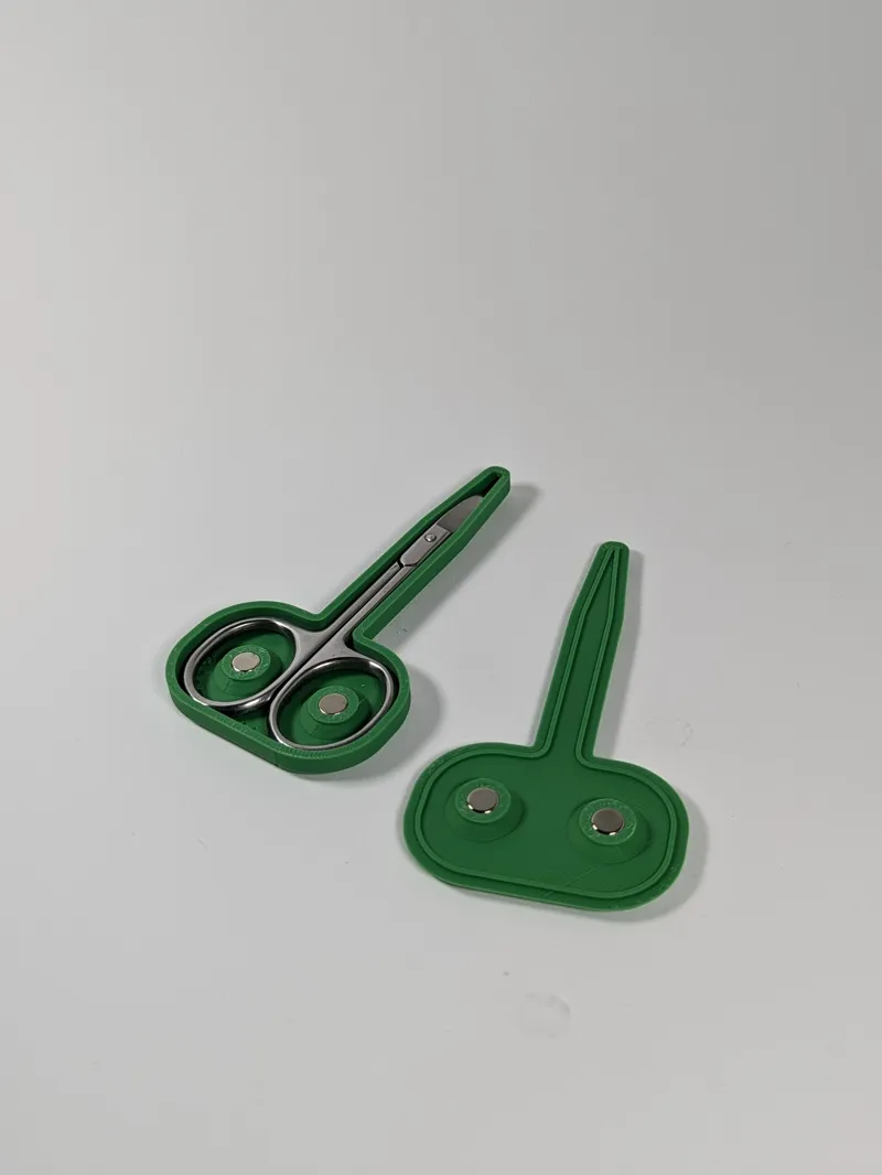 Scissors Travel Sleeve