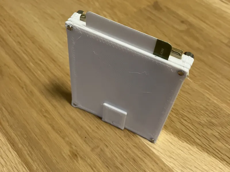 Push to reveal wallet