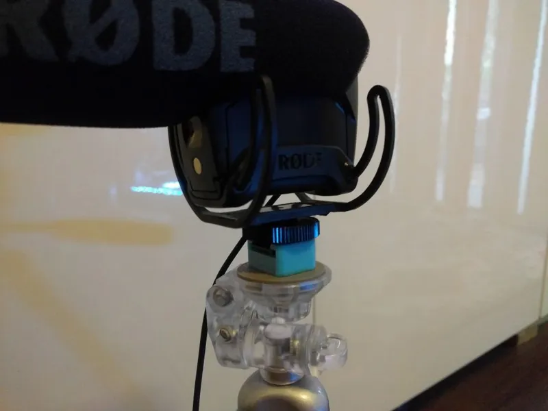 1/4 inch to hot shoe adapter