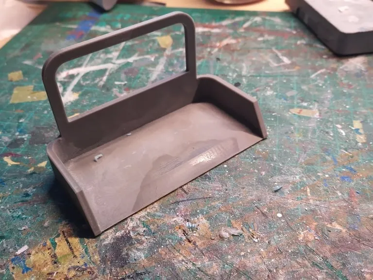 Dusty pan