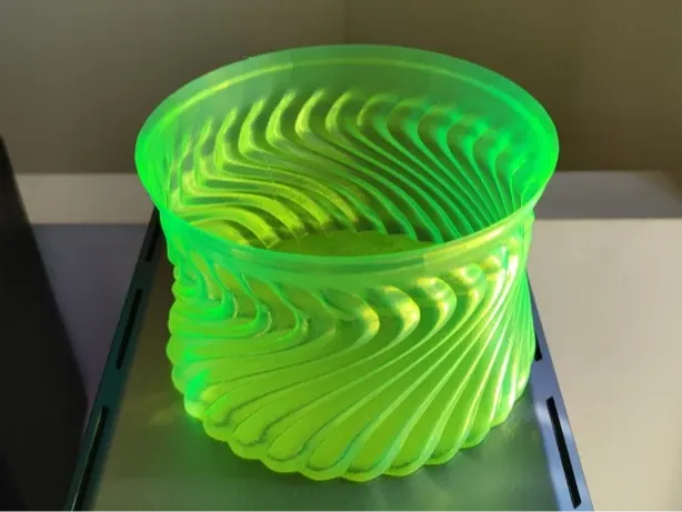 DISTORTED BOWL