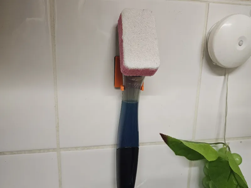 Dishmatic kitchen sponge holder