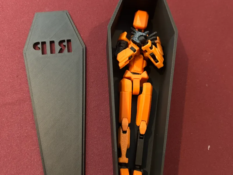 Dummy 13 Coffin