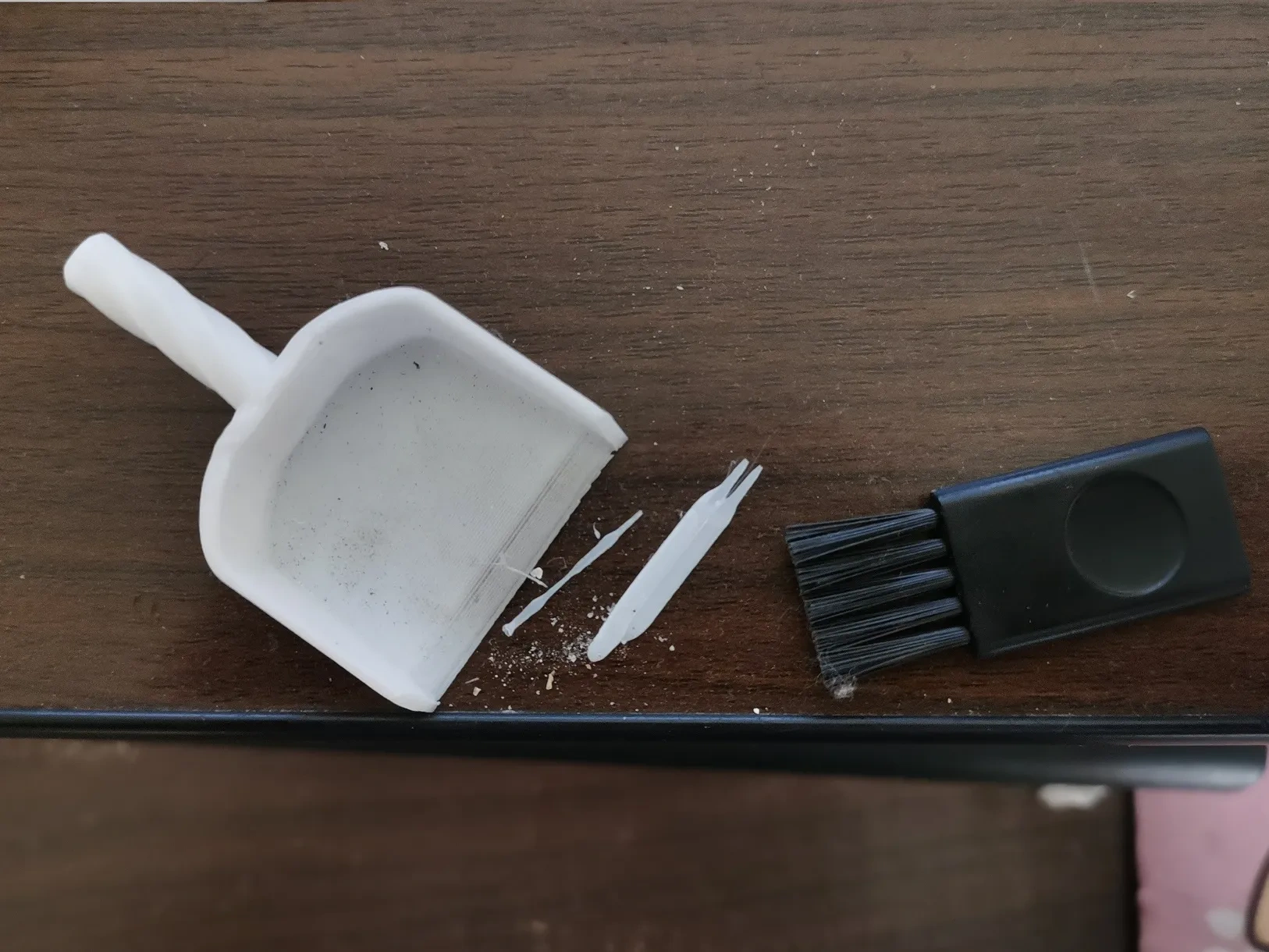 迷你桌面垃圾铲