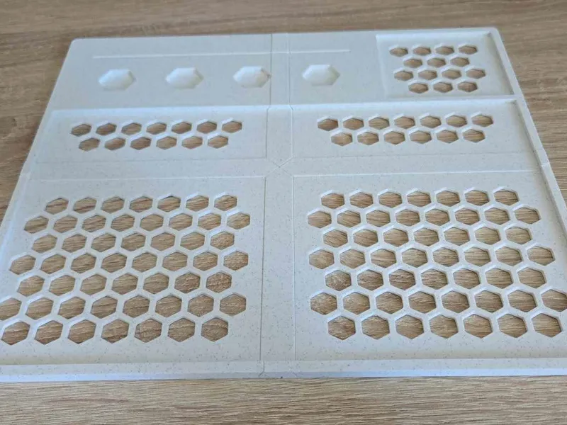HEXplore It Character tray