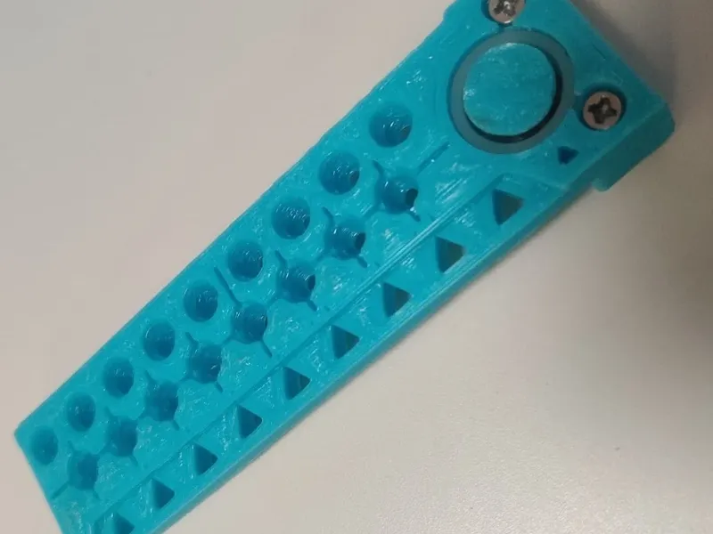 Ruler with sliding function for drawing