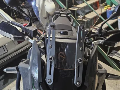Adjustable windscreen for Rieju Aventura 500