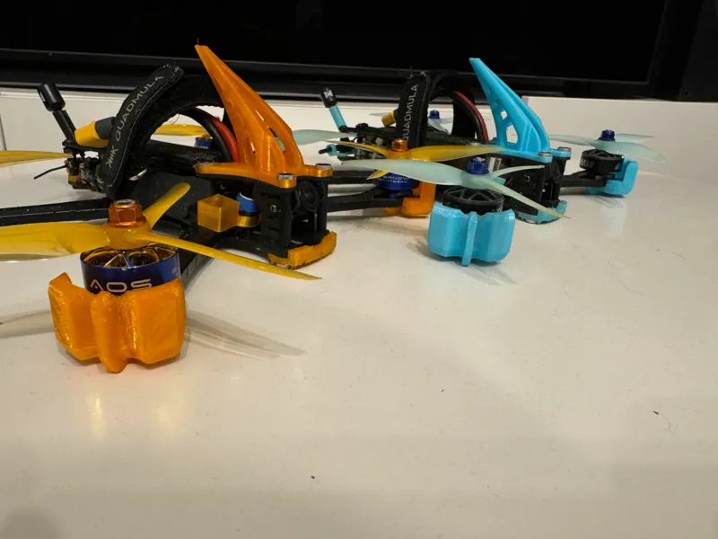 Quadmula Siren F5 bando skids