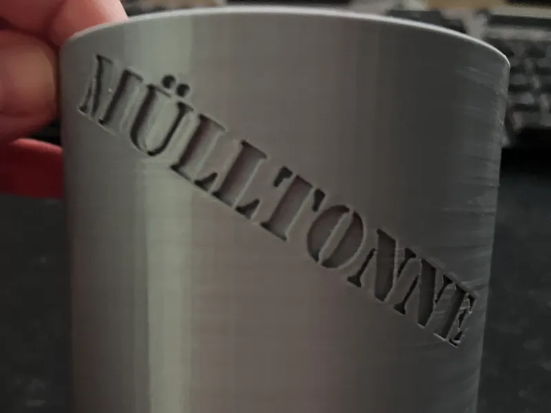 SCHREIBTISCHMÜLLTONNE