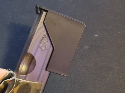 VSR10 mag holder 