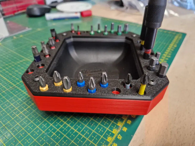 Bit holder for Packout magnetic bin