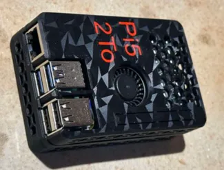 raspberry pi5 case, with nvme base pimoroni