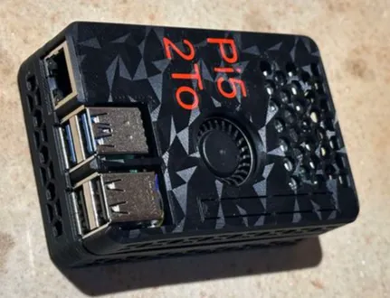raspberry pi5 case, with nvme base pimoroni