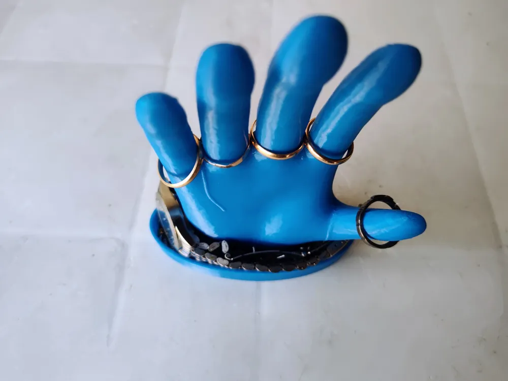 Hand Ring Holder Remixed By Persano MakerWorld hand-ring-holder-remixed-by-persano-makerworld