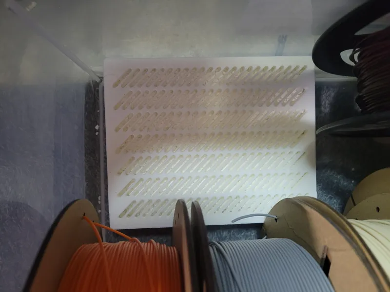 dessicant tray for sterilite 18"x 14" tub