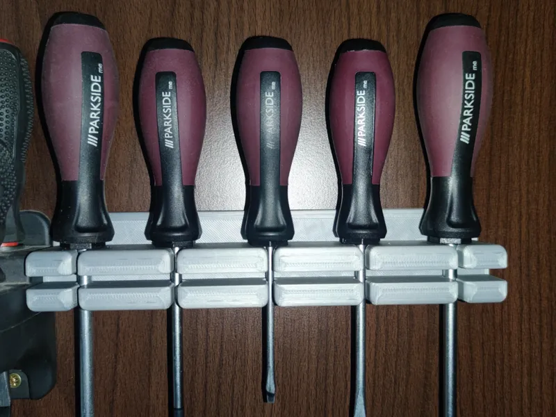 wall holder for screwdrivers