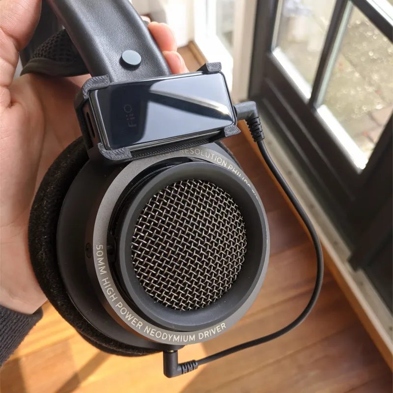 FiiO BTR3K mount for Philips Fidelio X2HR