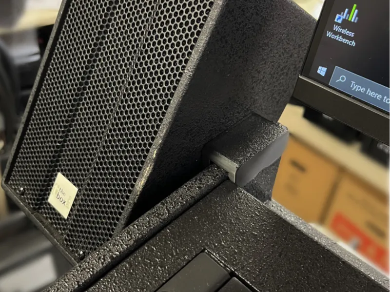 The box Achat to Waves LV1 SoundSurface DT case