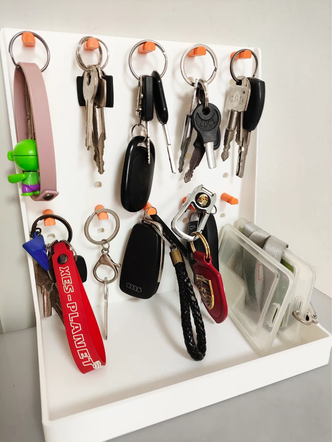 Key Storage Box for Entryway - Free 3D Print Model - MakerWorld