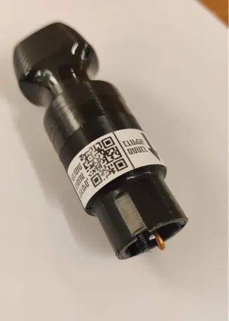 Mensch charger IDF שקע זרקור