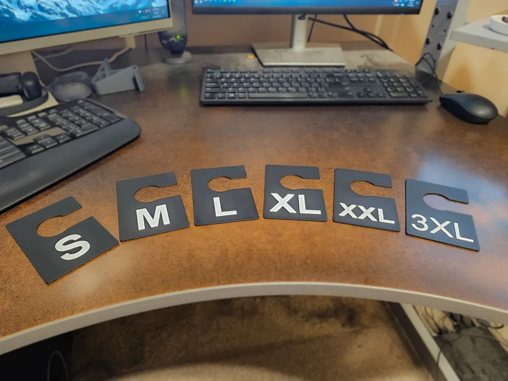 Clothing Size Dividers/Hanger by Newit00 MakerWorld