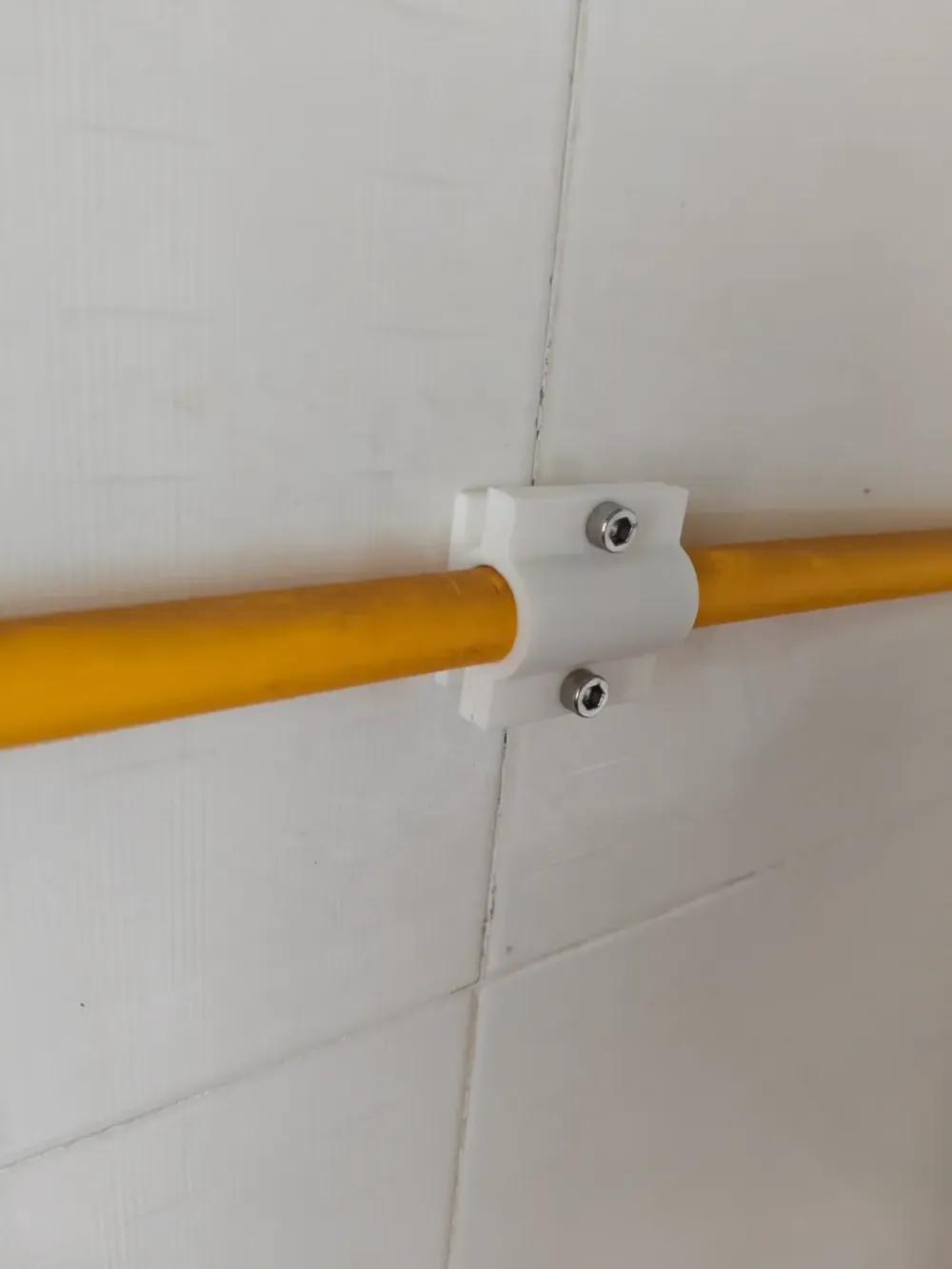 Pipe Clamp by user_3206141955 MakerWorld