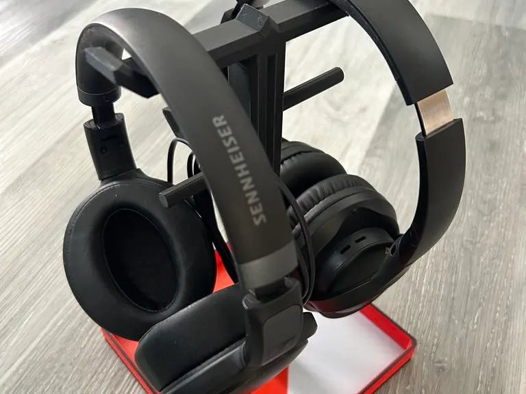 Double Headphone Holder