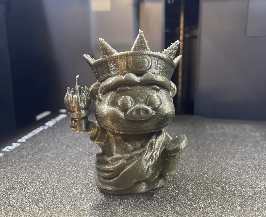 Piggy侠 Statue of Liberty Sculpture by 云吞面 MakerWorld