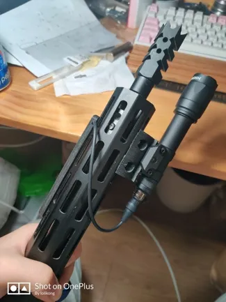 Surefire pressure switch mount for M-Lok V4