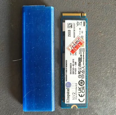 Hard drive case