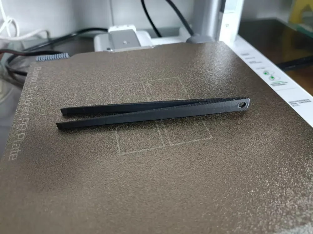 Tweezers by Icecream MakerWorld