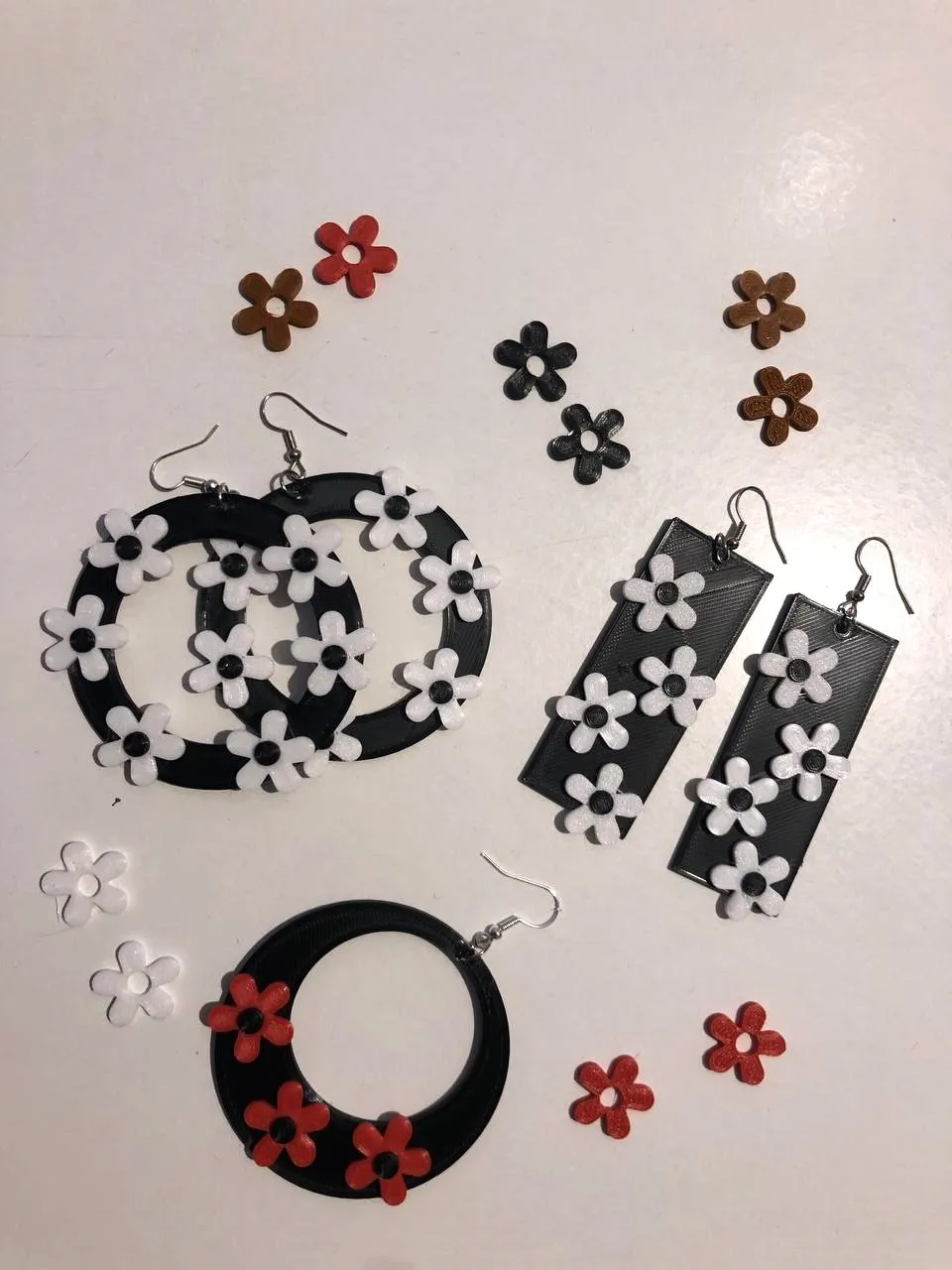 Earring flower split part pendientes flores view 2