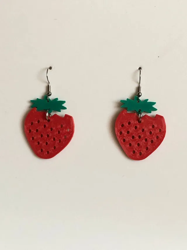 Earring Strawberry fresa frutilla colgante