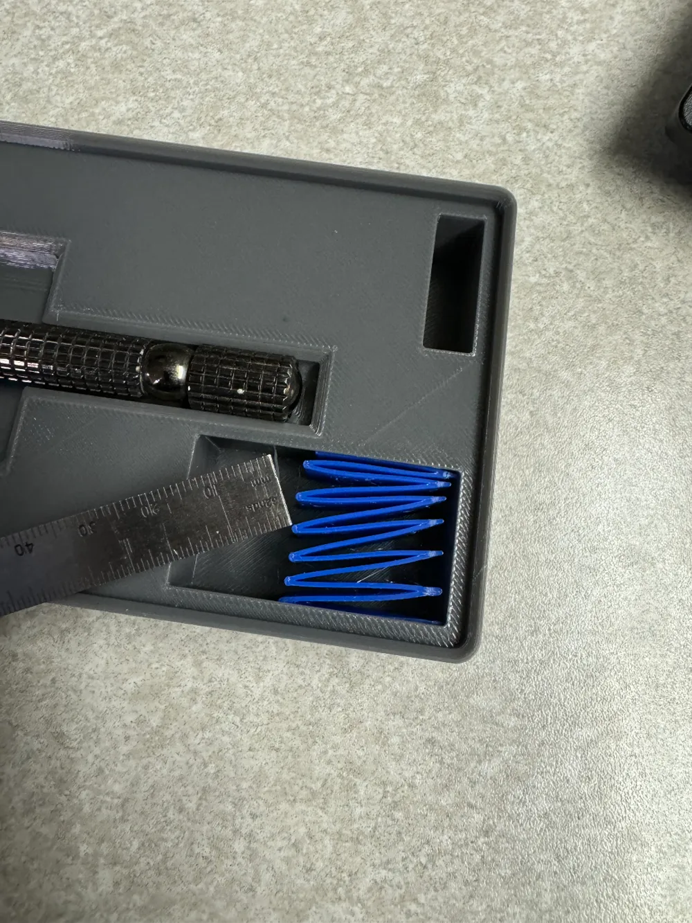 Gridfinity Razor Refills Safety Razor and Blade Holder - Gridfinity by bradwynw - MakerWorld