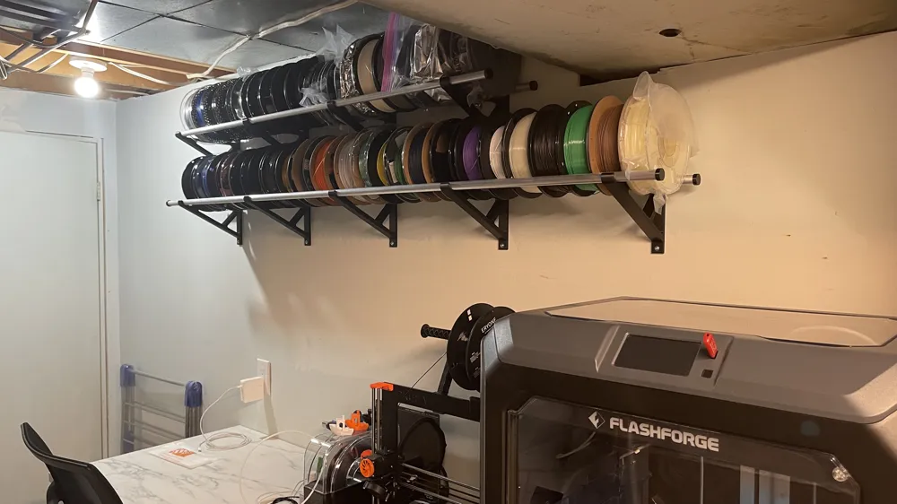 Wall Bracket for Filament Storage by Daniel - MakerWorld