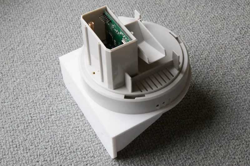 Rain gauge wall mount (TFA 30.3161 Monsun, KW9015)