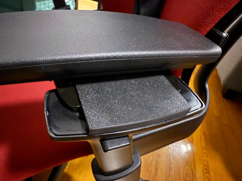 Steelcase Armrest Underlays/Pivot Plate Bearing