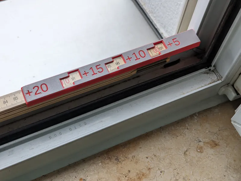 Folding rule/meterstick extension